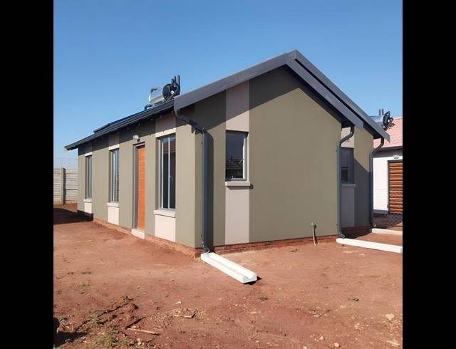 2 BEDROOM HOUSE FOR SALE IN SKY CITY